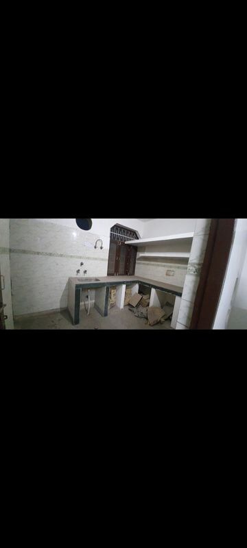 Floor Plan in 1.5 BHK Independent House at Sector 8 – for Rent