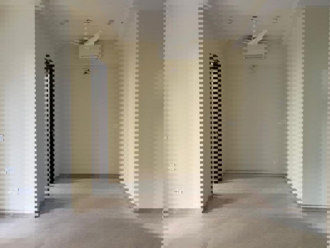 2 BHK + Store Room 720 Sq.Ft. Apartment in Shapoorji Pallonji BKC 9