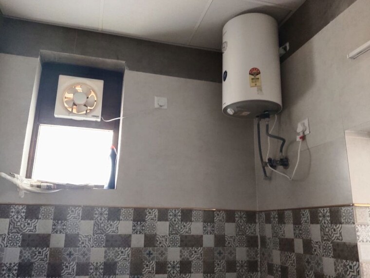 Kitchen, sector 108 6 Bedroom 3600 Sq.Ft. Builder Floor In Sector 108 Noida 10115854