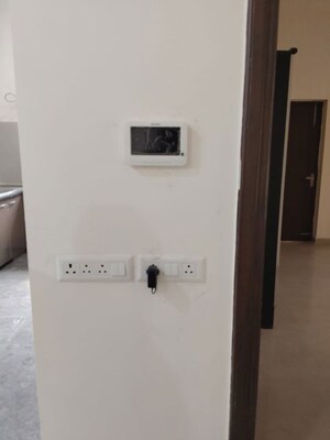 Furnished Amenities in 6 BHK Builder Floor at Sector 108 – for Rent