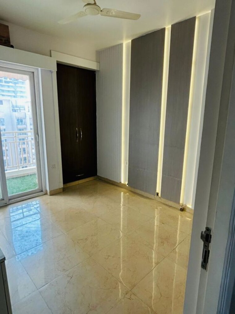 Room, aba-county-107 5 Bedroom 6570 Sq.Ft. Apartment In Sector 107 Noida 10115866