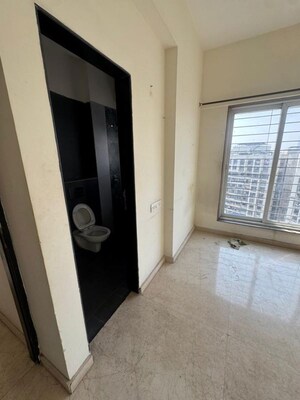 Room in 3 BHK Apartment at Gundecha Heights, Kanjurmarg West – for Rent