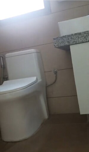 Attached Bathroom in 2 BHK Apartment at Kalpataru Immensa F, Kolshet Road – for Rent