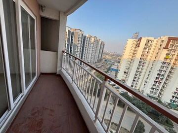 3.5 BHK Apartment For Rent in Rishita Mulberry Heights, Sushant Golf City