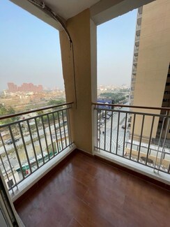 3.5 BHK + Servant Room Apartment For Rent in Rishita Mulberry Heights