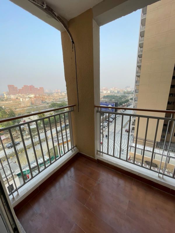 3.5 BHK + Servant Room Apartment For Rent in Rishita Mulberry Heights