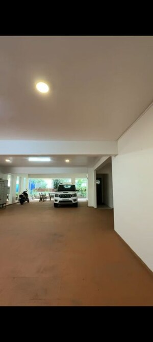 Parking in 5 BHK Independent House at JS Grande, Race Course Road – for Sale