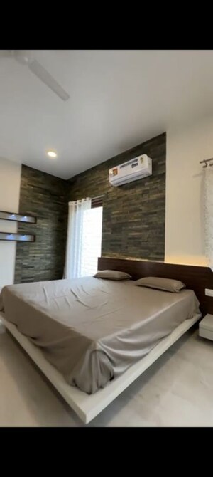 Bathroom in 5 BHK Independent House at JS Grande, Race Course Road – for Sale