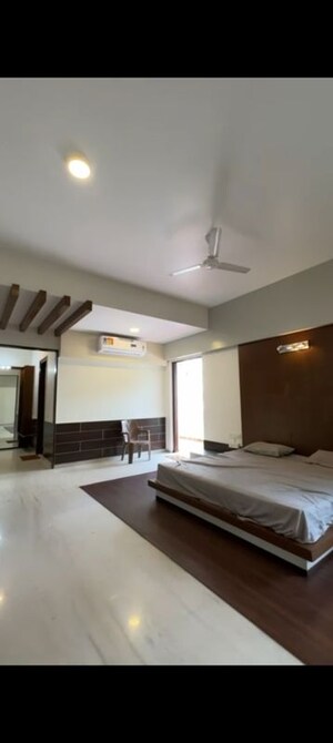 Bedroom in 5 BHK Independent House at JS Grande, Race Course Road – for Sale