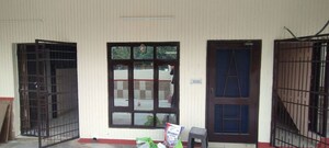 Furnished Amenities in 3 BHK Builder Floor at Krishna Palace Faridabad, Sector 15a – for Rent