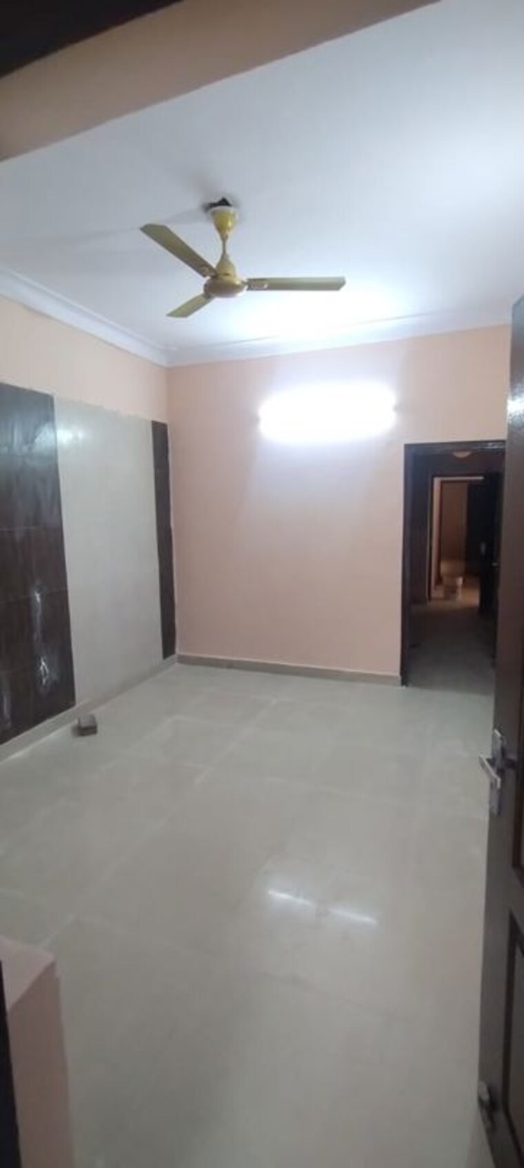 Room, krishna-palace-faridabad 3 Bedroom 300 Sq.Yd. Builder Floor In Sector 15a Faridabad 10115893