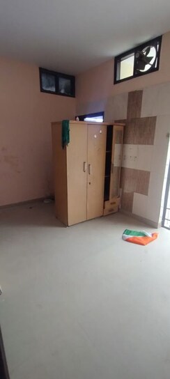 3 BHK Builder Floor For Rent in Krishna Palace Faridabad