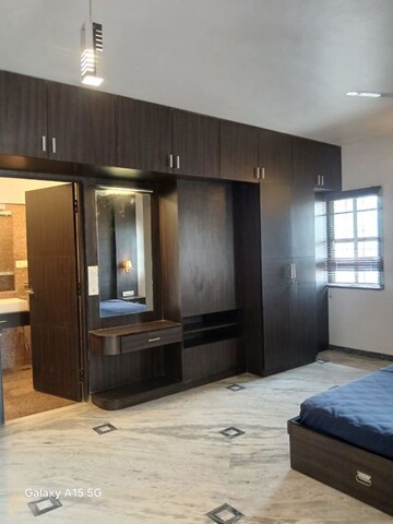 Room in 3 BHK Apartment at The Residences Jayamahal, Jayamahal – for Sale