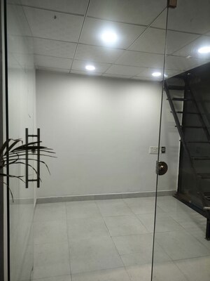 Staircase in  Showroom at Galaxy Blue Sapphire Plaza, Sector 4 Greater Noida – for Rent
