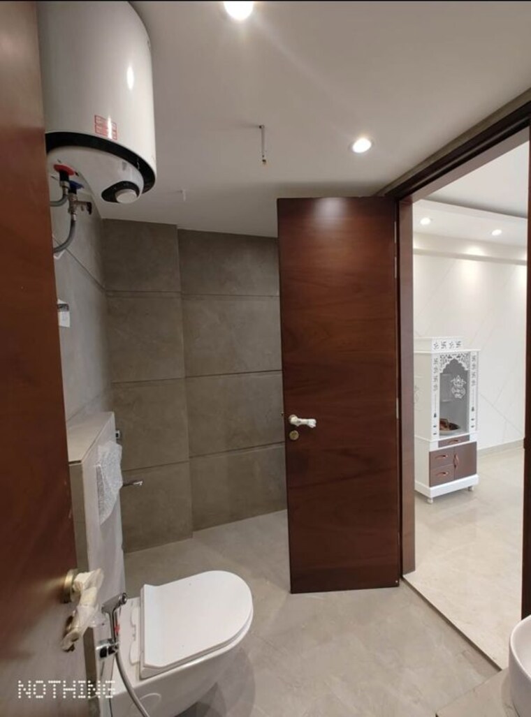 Bathroom, chattarpur 3 Bedroom 1350 Sq.Ft. Builder Floor In Chattarpur Delhi 10115902