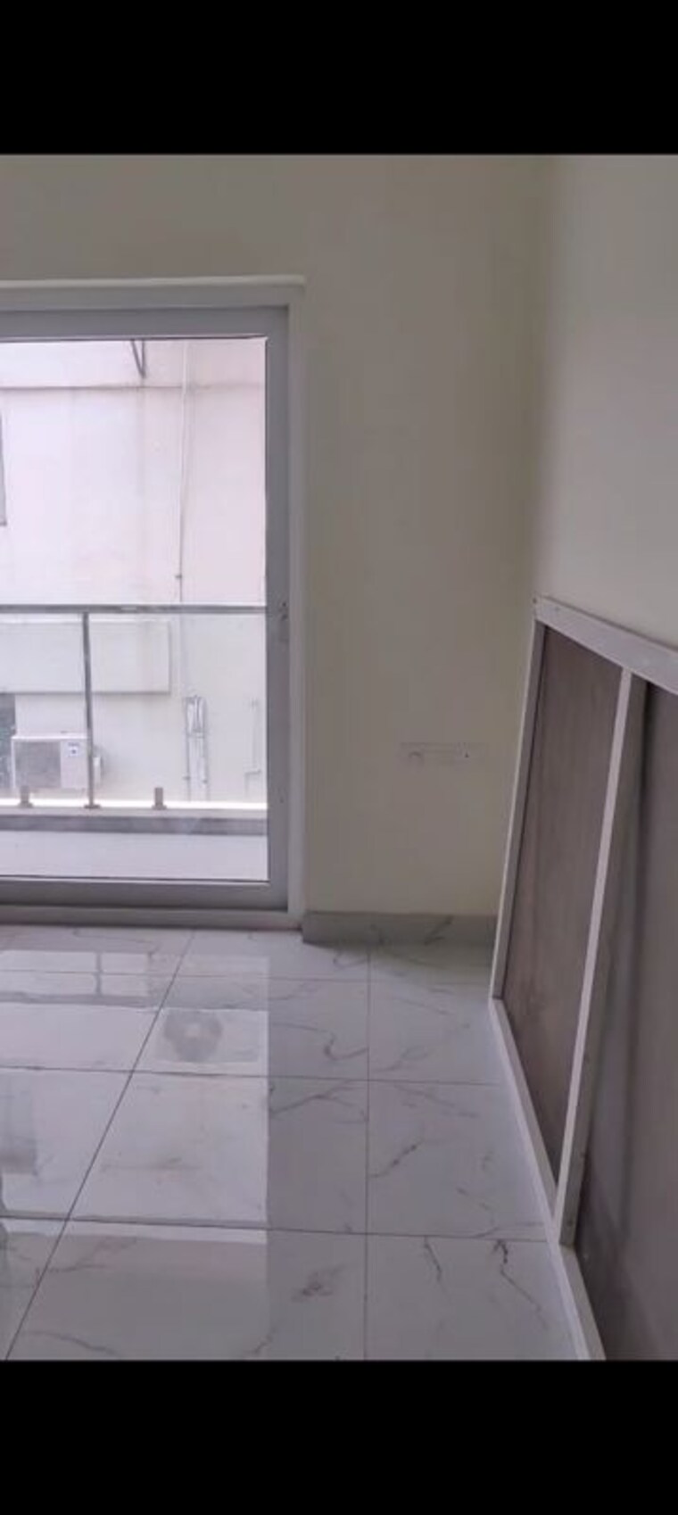 Room, nandi-fernville 3 Bedroom 2100 Sq.Ft. Apartment In Infantry Road Bangalore 9661211