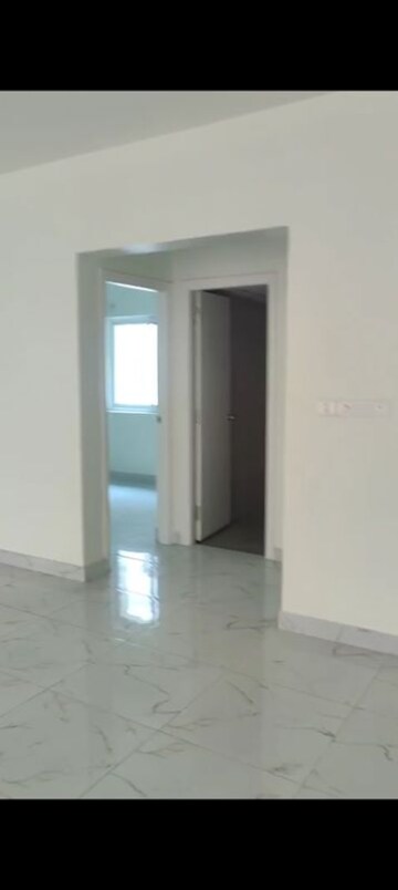 Room in 3 BHK Apartment at Nandi Fernville, Infantry Road – for Sale