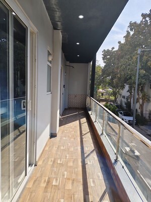 Balcony in 1 BHK Apartment at Ambience Creacions, Sector 22 – for Rent