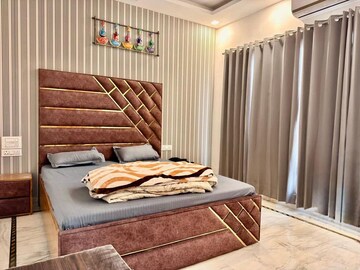 Bedroom in 2 BHK Apartment at Ambience Creacions, Sector 22 – for Rent