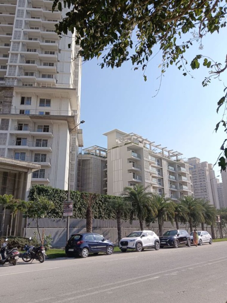 Exterior View, godrej-palm-retreat 4 Bedroom 3965 Sq.Ft. Apartment In Sector 150 Noida 10115932