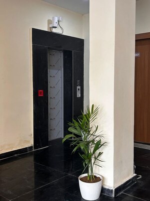 Lift in 1 RK Apartment at Fazilpur Jharsa – for Rent