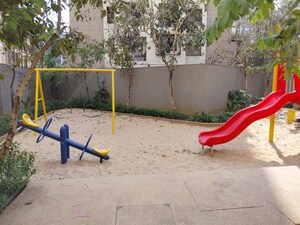 Swimming Pool in 1 BHK Apartment at Lodha Casa Maxima, Mira Road – for Rent