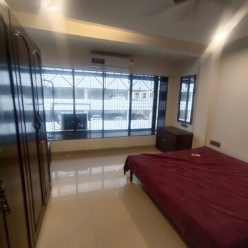 Room in 2 BHK Apartment at Blue Bell CHS Oshiwara, Oshiwara – for Rent