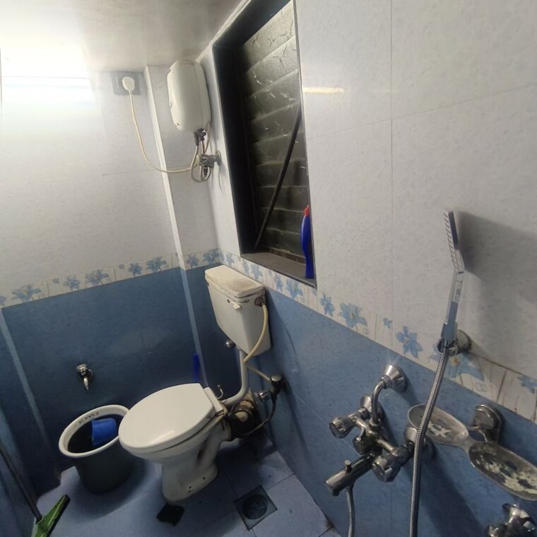 Master Bedroom, blue-bell-chs-oshiwara 2 Bedroom 837 Sq.Ft. Apartment In Oshiwara Mumbai 10115972