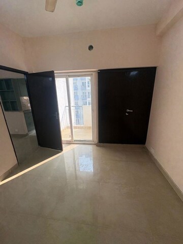 1 BHK Apartment For Rent in Amrapali Dream Valley, Tech Zone 4 Greater Noida
