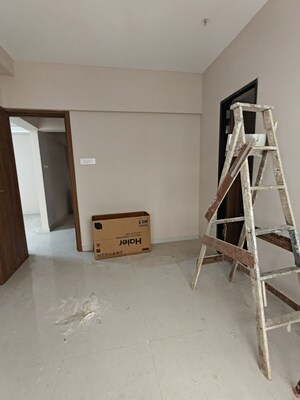 3 BHK Apartment – Garden View at Neminath Silver Oak, Andheri West - for Rent