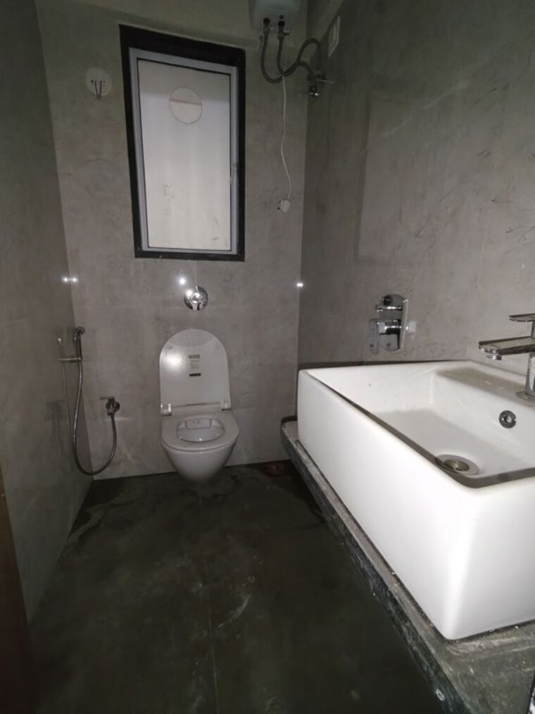 Bathroom, neminath-silver-oak 3 Bedroom 1364 Sq.Ft. Apartment In Andheri West Mumbai 10115977