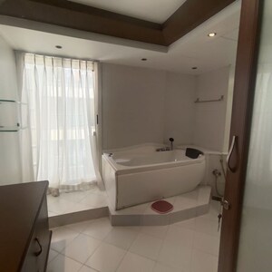 Bathroom in 4 BHK Apartment at Rustomjee 9 JVPD, Juhu – for Rent