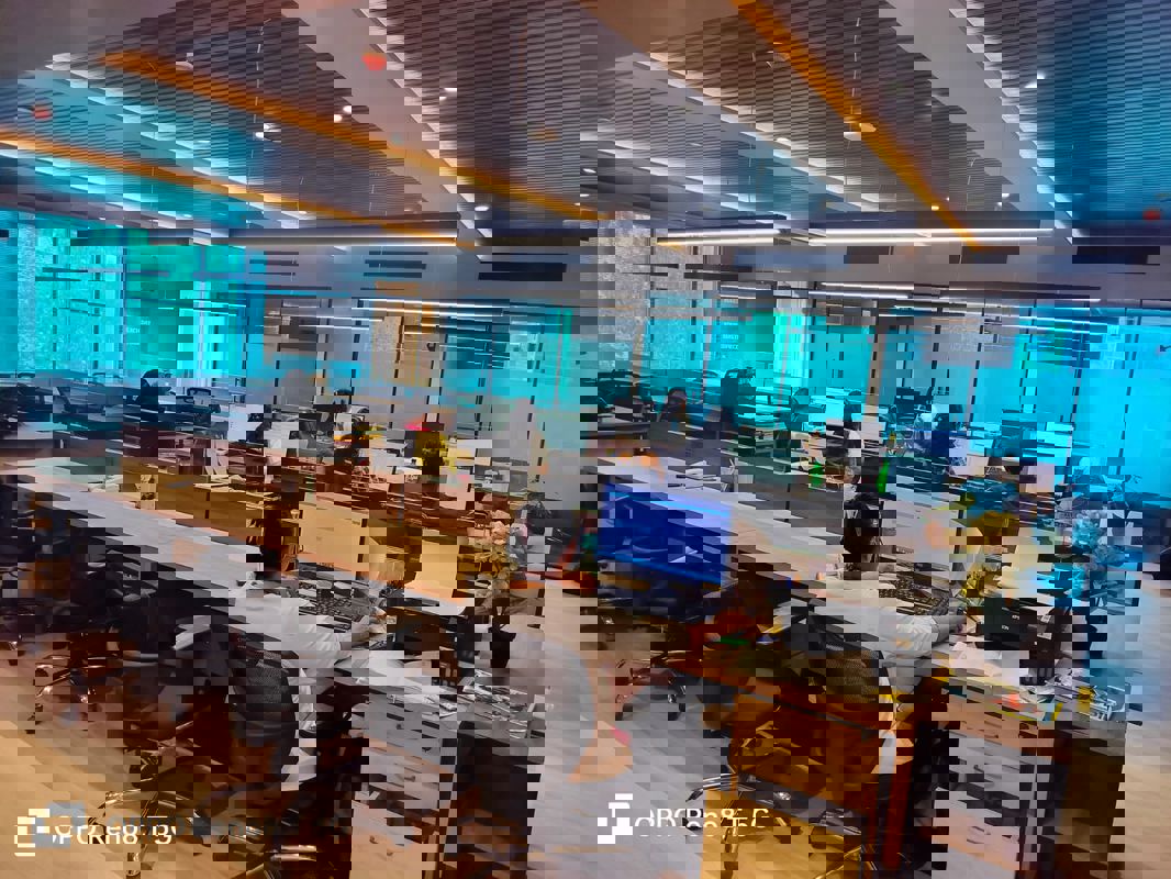 Office Space For Rent in Satyadev Plaza