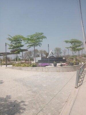  Plot For Sale in BPTP Amstoria, Sector 102