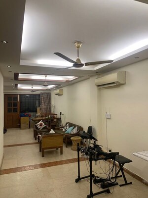  Office Space For Rent in Zamrudpur