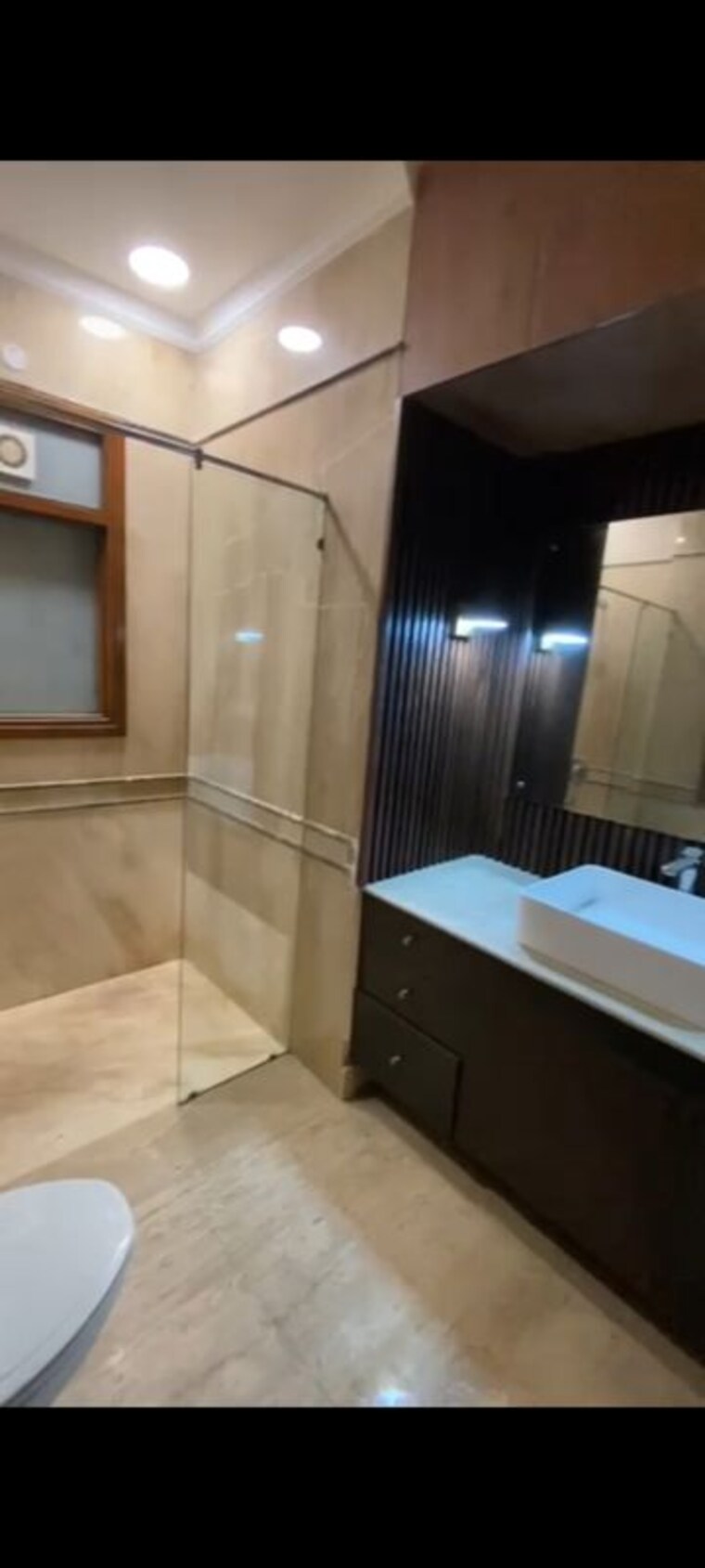 Attached Bathroom, greater kailash ii 4 Bedroom 471 Sq.Yd. Builder Floor In Greater Kailash ii Delhi 9445637