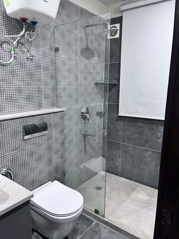 Bathroom in 3 BHK Builder Floor at Dlf Phase ii – for Rent