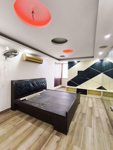 Master Bedroom in 3 BHK Apartment at Karamyogi Apartments, Sector 10a – for Rent