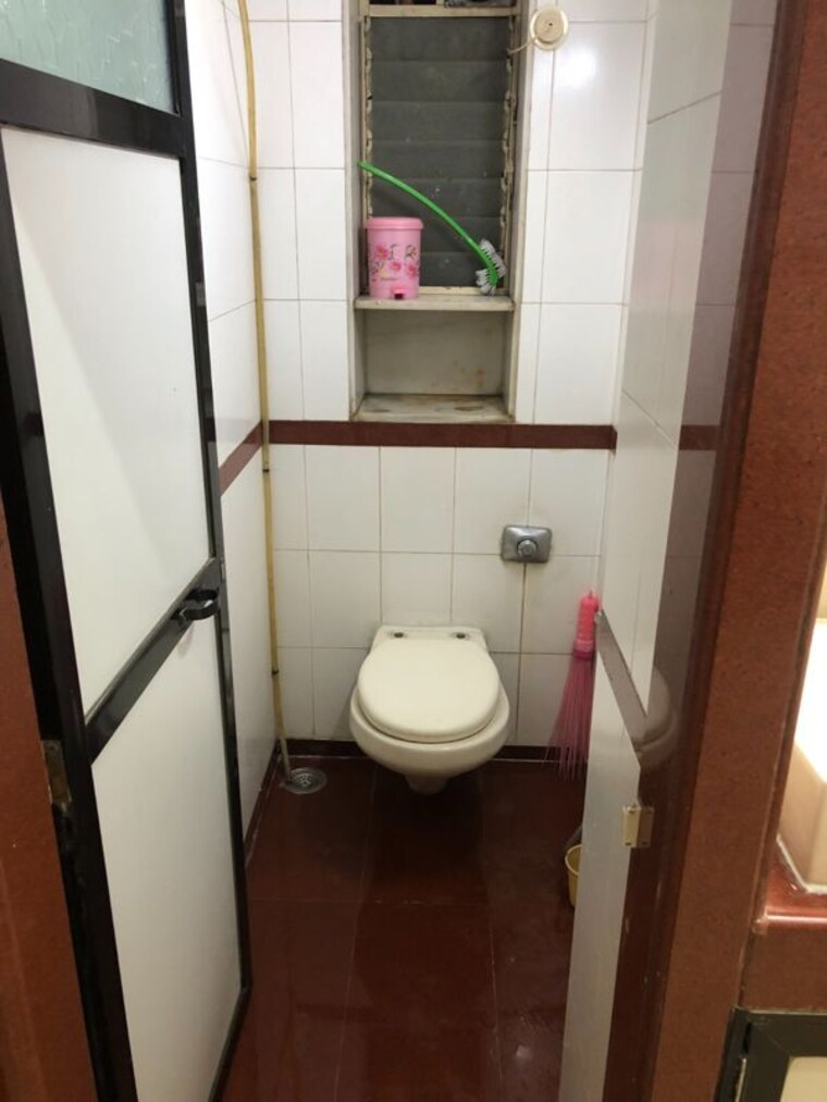 Bathroom, shapoorji-pallonji-siennaa 1 Bedroom 403 Sq.Ft. Apartment In Kandivali East Mumbai 10116064