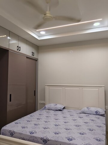 Room in 3 BHK Independent House at Shree Nilayam Manikonda, Manikonda – for Rent