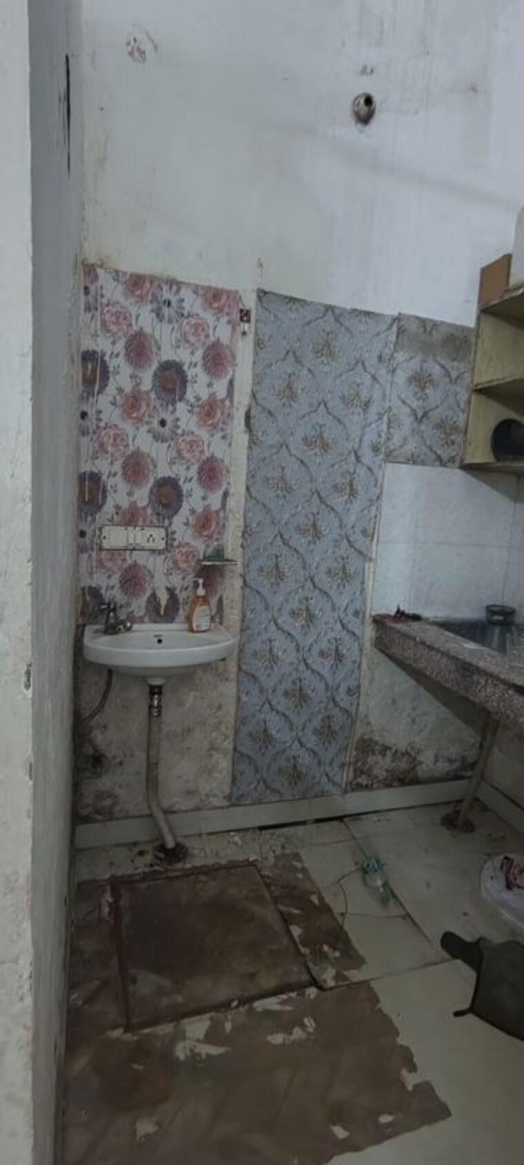 Bathroom, kharar 2 Bedroom 107 Sq.Ft. Penthouse In Kharar Mohali 10116163