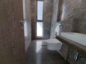 Bathroom in 3 BHK Apartment at Prestige Jasdan Classic, Mahalaxmi – for Rent