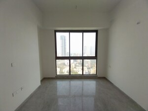 Room in 3 BHK Apartment at Prestige Jasdan Classic, Mahalaxmi – for Rent