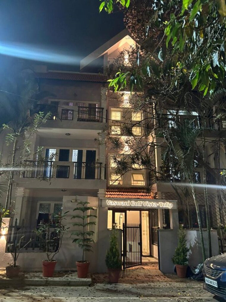 Exterior View, vaswani-golf-vista-tulip 3 Bedroom 1350 Sq.Ft. Apartment In Domlur Bangalore 10116192