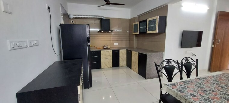Kitchen, gala-orchid-sky 3 Bedroom 1471 Sq.Ft. Apartment In Shela Ahmedabad 10083312