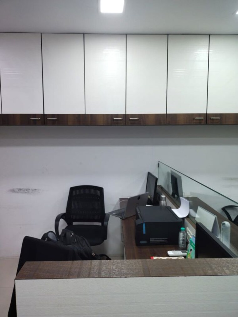 Team Area, real-tech-park Commercial Office Space 740 Sq.Ft. In Vashi Sector 30a Navi Mumbai 10116208