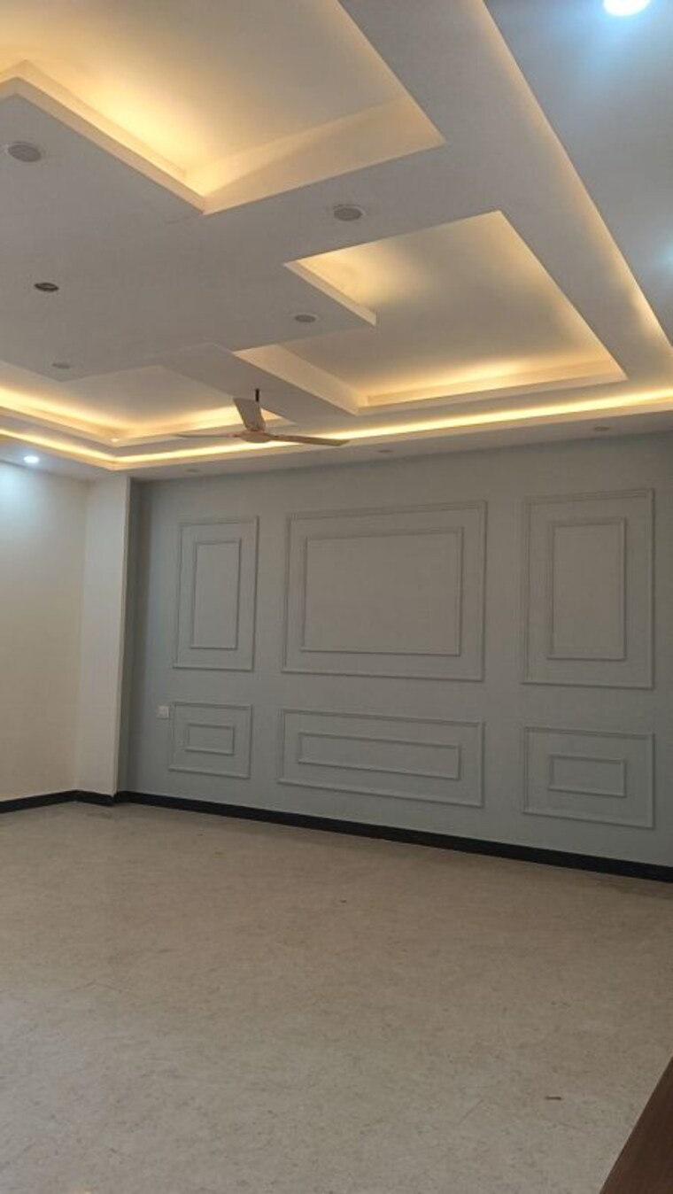 undefined, bptp-district 3 Bedroom 180 Sq.Yd. Builder Floor In Sector 81 Faridabad 10116214