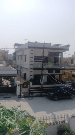 5 BHK Independent House For Sale in Niranjanpur