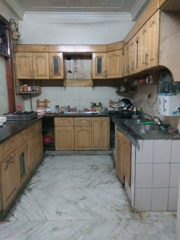 Kitchen in 3 BHK Builder Floor at Sector 71 – for Rent