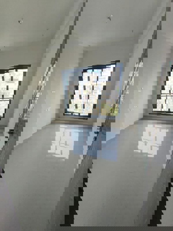 2 BHK 1040 Sq.Ft. Apartment in Gurukripa Building